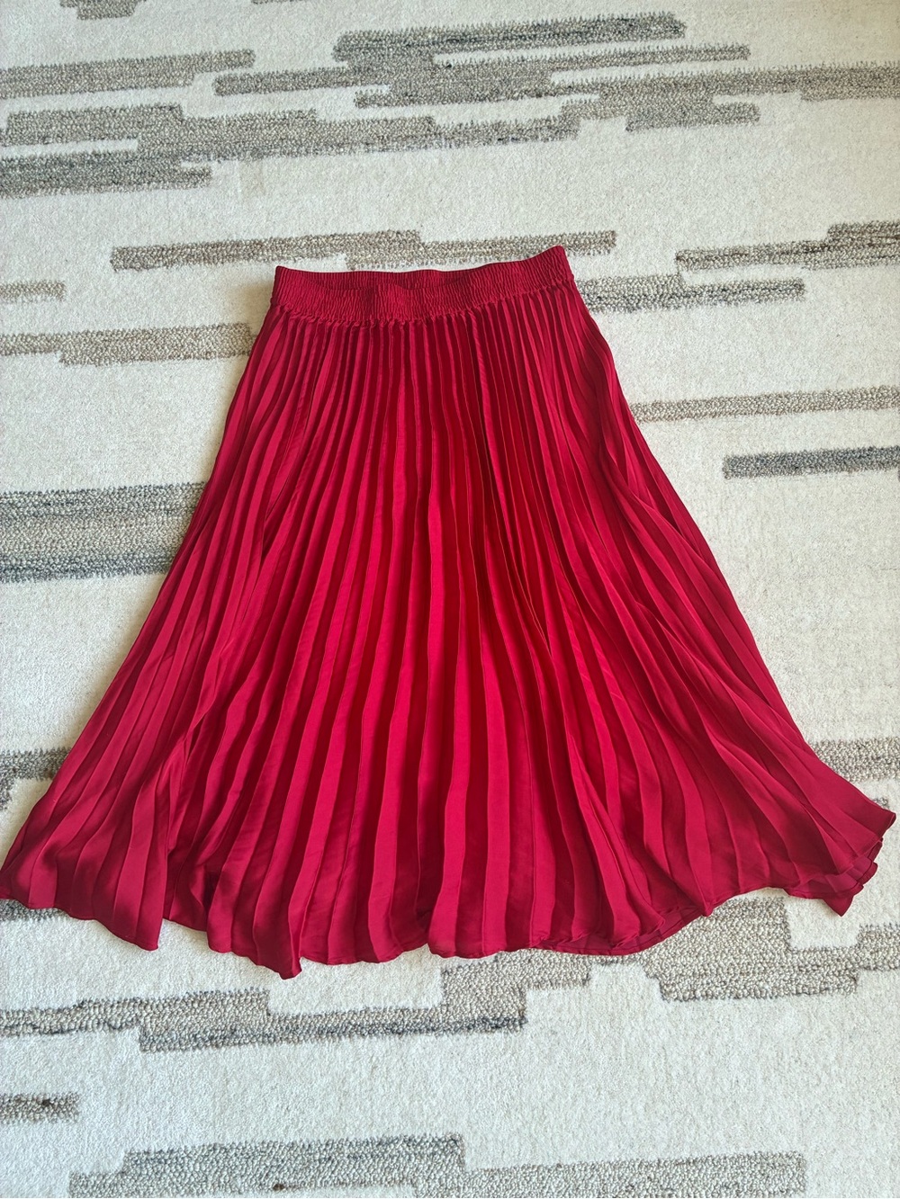 Banana Republic Ruby Red Pleated Midi Skirt